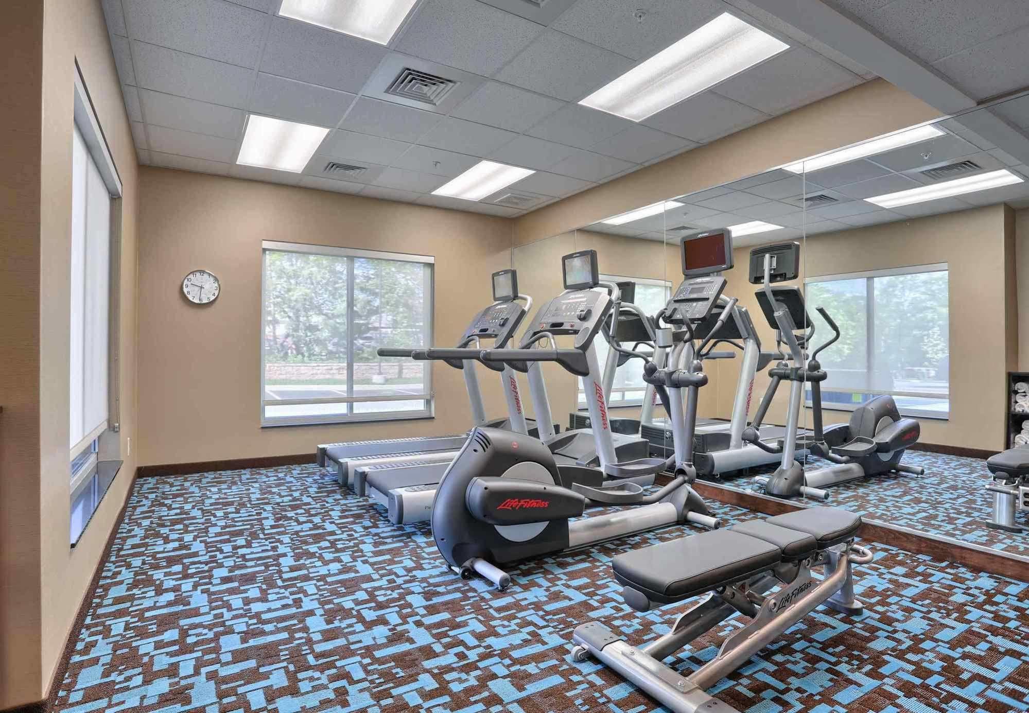 Fairfield By Marriott Inn & Suites Philadelphia Horsham Willow Grove Exterior photo